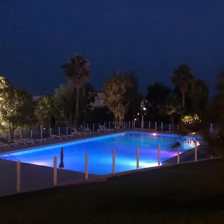 Apartamento Cozy With Swimming Pool And Tennis Vallauris