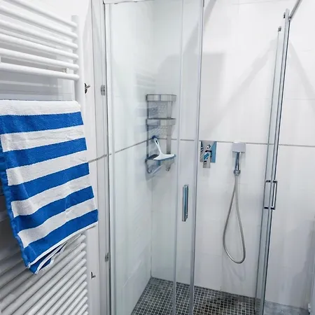 Apartamento Cozy With Swimming Pool And Tennis Vallauris